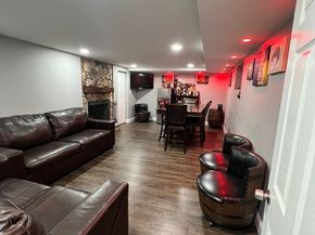 33 Stevens Rd, Framingham MA 01702