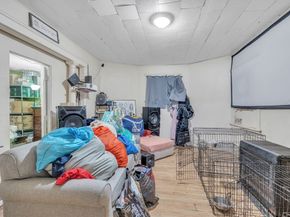 215 Beacon St, Worcester MA 01610