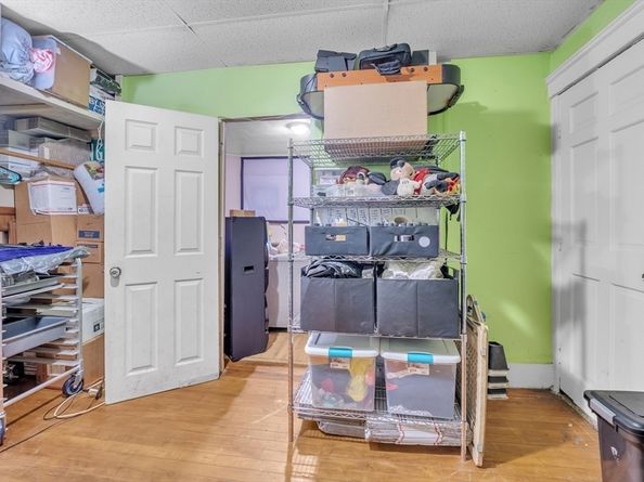 215 Beacon St, Worcester MA 01610