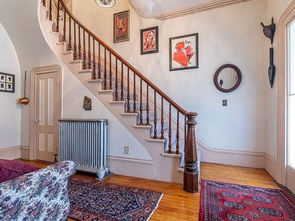 52 Central, Gardner MA 01440