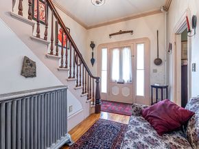 52 Central, Gardner MA 01440