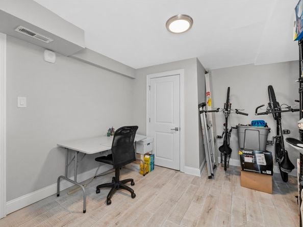 200 Elliot St 1, Newton MA 02464