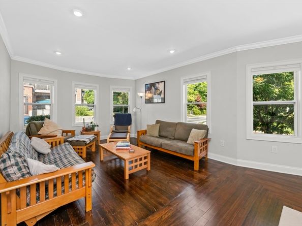 200 Elliot St 1, Newton MA 02464