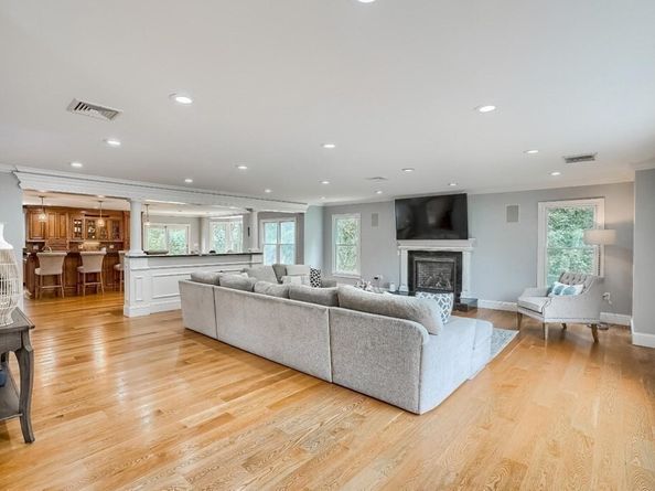 247 Forest Ave, Cohasset MA 02025