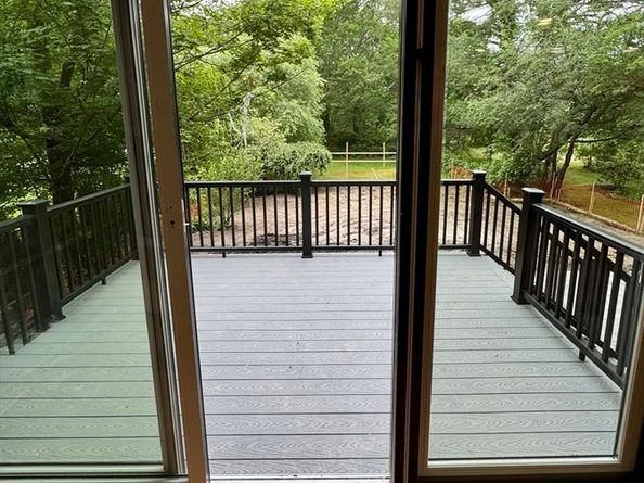 70 Valleyfield St, Lexington MA 02421