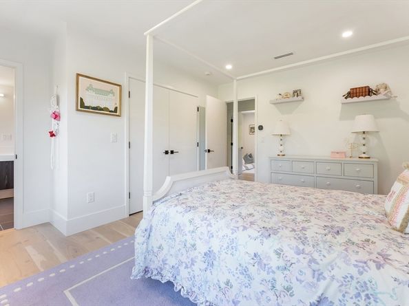 135 Beach St, Cohasset MA 02025