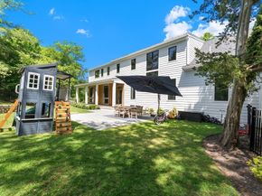 135 Beach St, Cohasset MA 02025