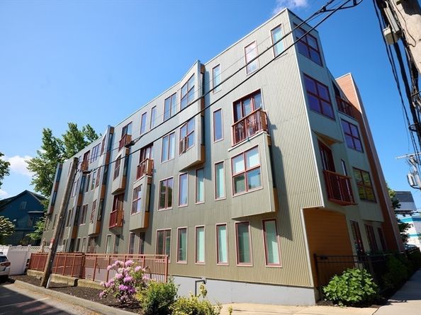 24 Bay State Rd 7, Cambridge MA 02138
