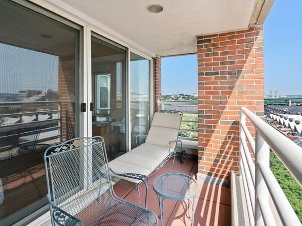 197 Eighth St PH212, Boston MA 02129