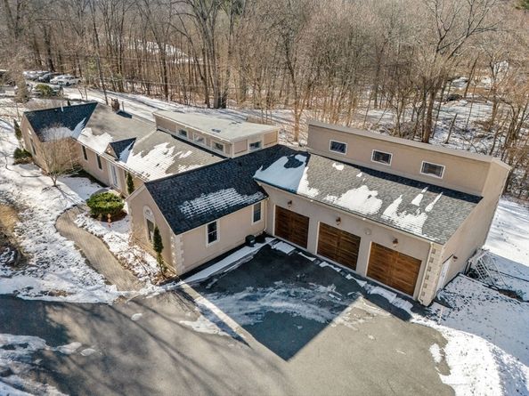 242 Boston Road, Sutton MA 01590