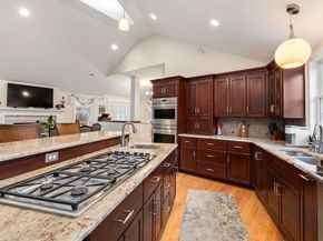 242 Boston Road, Sutton MA 01590