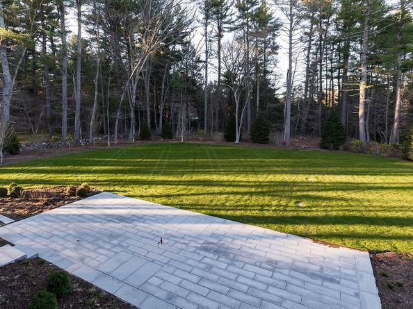 21 Chestnut Street, Weston MA 02493
