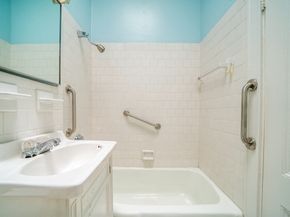 838 E Broadway 7, Boston MA 02127