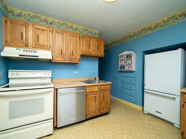 838 E Broadway 7, Boston MA 02127
