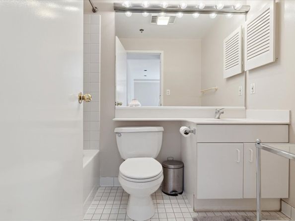 950 Massachusetts Ave 417, Cambridge MA 02139