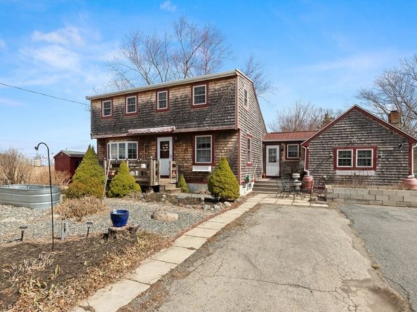 123 Jeffreys Neck Rd, Ipswich MA 01938