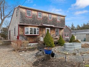 123 Jeffreys Neck Rd, Ipswich MA 01938