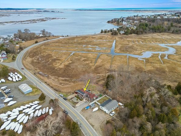 123 Jeffreys Neck Rd, Ipswich MA 01938
