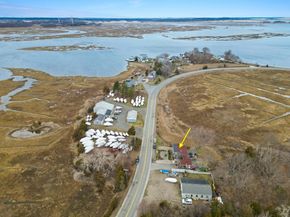 123 Jeffreys Neck Rd, Ipswich MA 01938