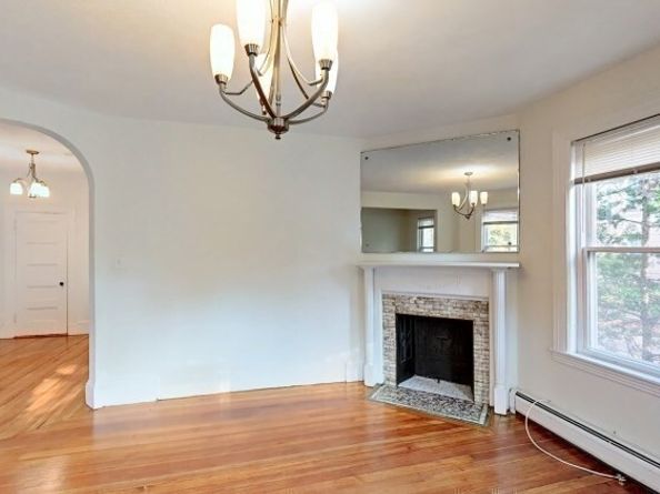 64 Aspinwall Ave 1, Brookline MA 02446