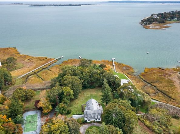157 Washington St, Duxbury MA 02332