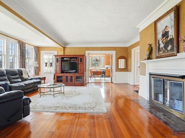 157 Washington St, Duxbury MA 02332