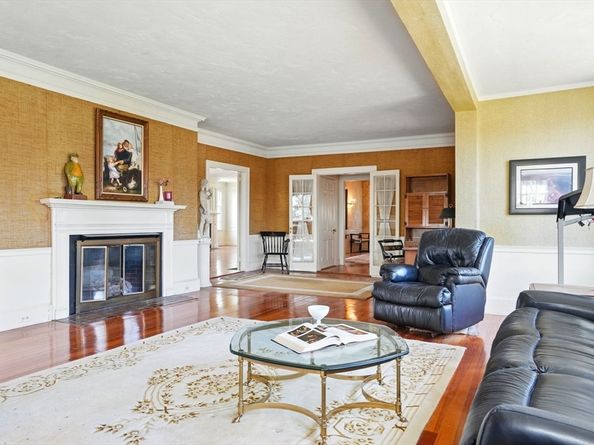 157 Washington St, Duxbury MA 02332