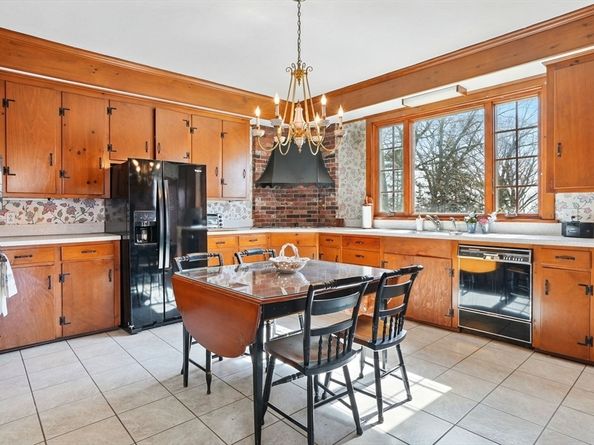 157 Washington St, Duxbury MA 02332