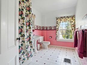 157 Washington St, Duxbury MA 02332