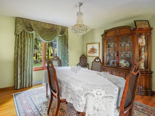 15 Greenview Lane, Worcester MA 01609