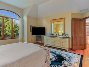 15 Greenview Lane, Worcester MA 01609