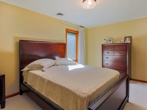 15 Greenview Lane, Worcester MA 01609