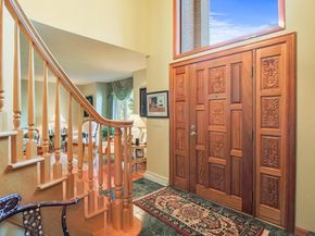 15 Greenview Lane, Worcester MA 01609