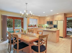 15 Greenview Lane, Worcester MA 01609