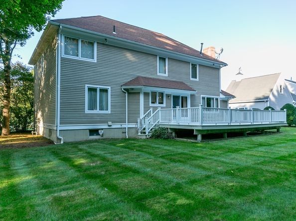 15 Greenview Lane, Worcester MA 01609