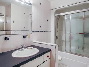 15 Greenview Lane, Worcester MA 01609