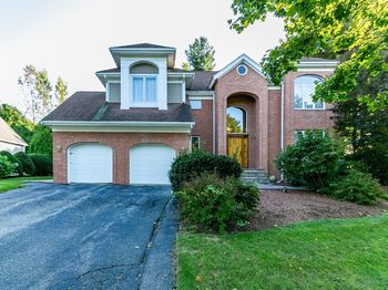 15 Greenview Lane