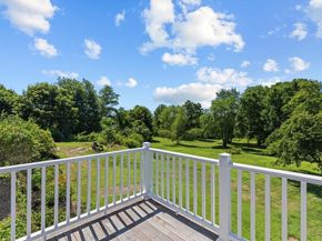 18 Leland St, Grafton MA 01519