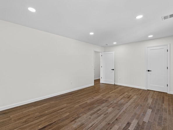 18 Leland St, Grafton MA 01519