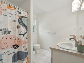 392 Farm Rd, Marlborough MA 01752