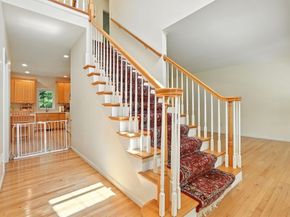 392 Farm Rd, Marlborough MA 01752