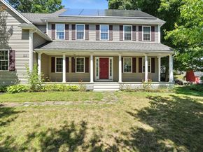 392 Farm Rd, Marlborough MA 01752