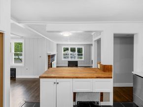 578 Central St, Stoughton MA 02072