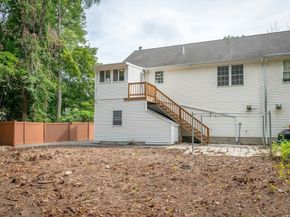 10 Joppa Rd, Worcester MA 01602
