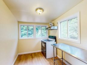 10 Joppa Rd, Worcester MA 01602