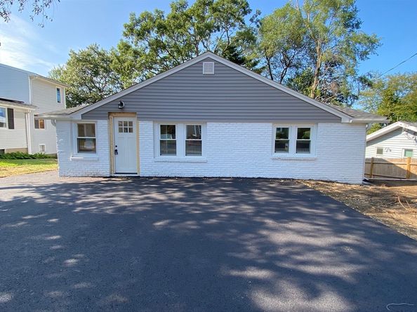 58 Lake Shore Drive, Weymouth MA 02188