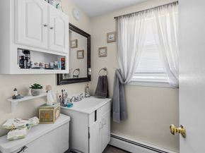10 Barrows Street, Middleboro MA 02346