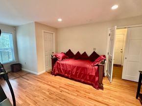 96 Anderer Lane 5, Boston MA 02132