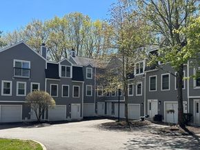96 Anderer Lane 5, Boston MA 02132