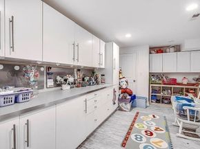 396 Dedham St, Newton MA 02459